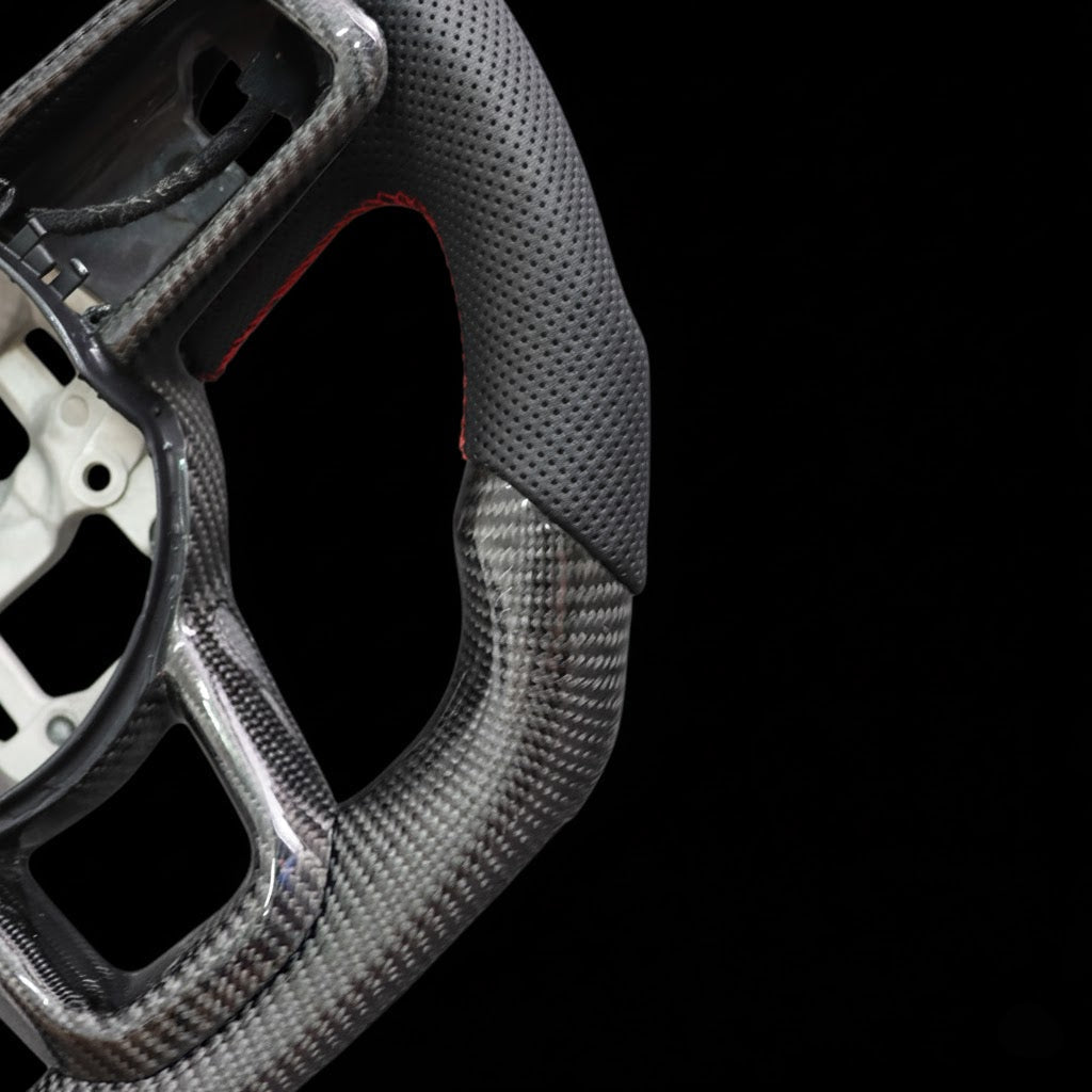 Carbon sportstuur voor Jeep Wrangler JL – foto 4